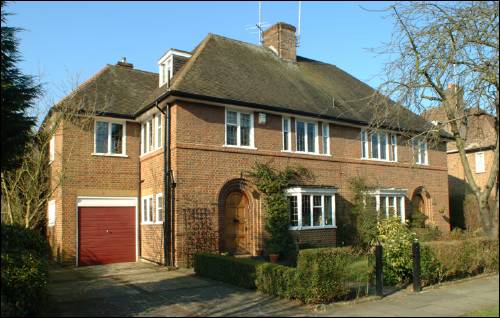 05 Litchfield Way